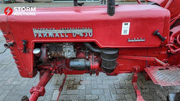 Grote foto 2512 0100 mc cormick farmall d 430 agrarisch tractoren oldtimers