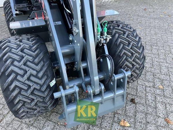 Grote foto giant g2700 hd 775441 agrarisch akkerbouw