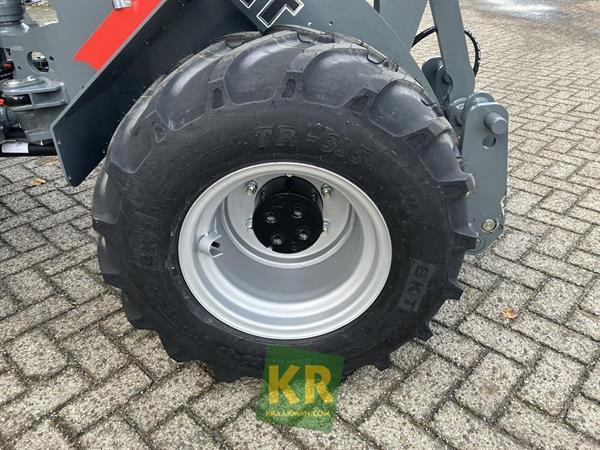 Grote foto giant g2700 hd 775440 agrarisch akkerbouw
