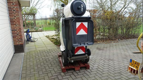 Grote foto glutton 2411 electric zwervuil zuiger tuin en terras overige tuin en terras