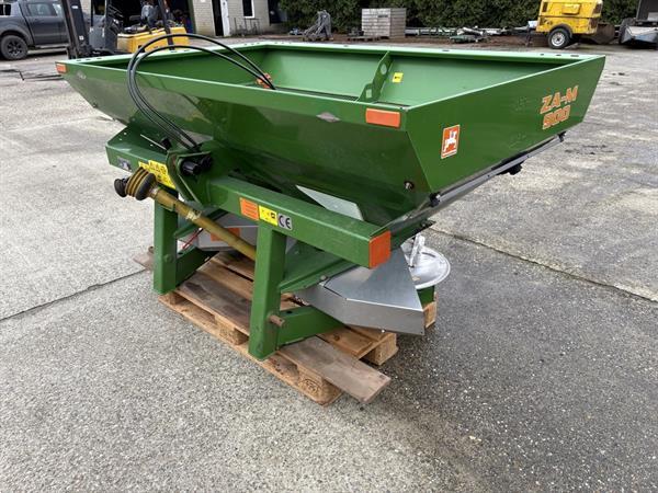 Grote foto amazone za m 900 kunstmestrooier agrarisch kunstmestrooiers