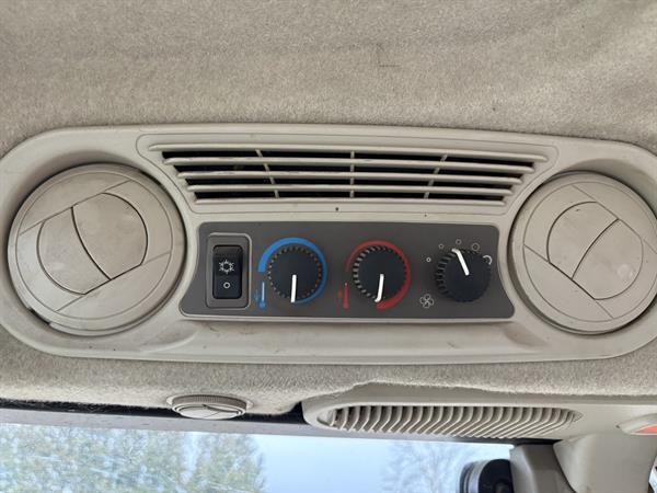 Grote foto john deere 6090 rc agrarisch tractoren