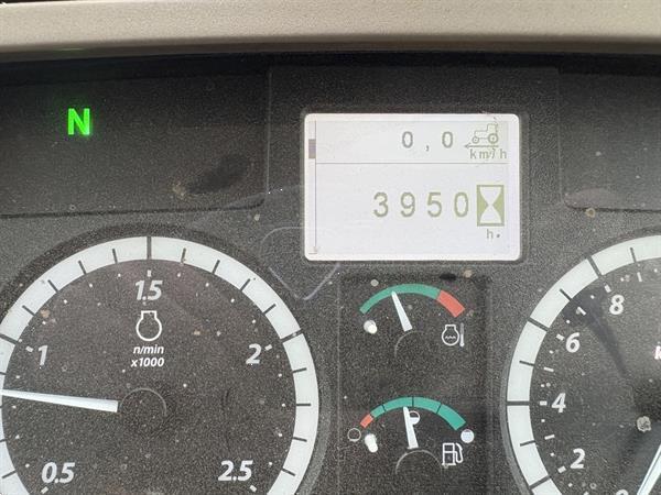 Grote foto john deere 6090 rc agrarisch tractoren