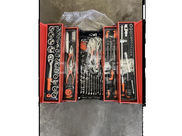 Grote foto gereedschapskist met 85 stuks gereedschap doe het zelf en verbouw onderdelen en accessoires