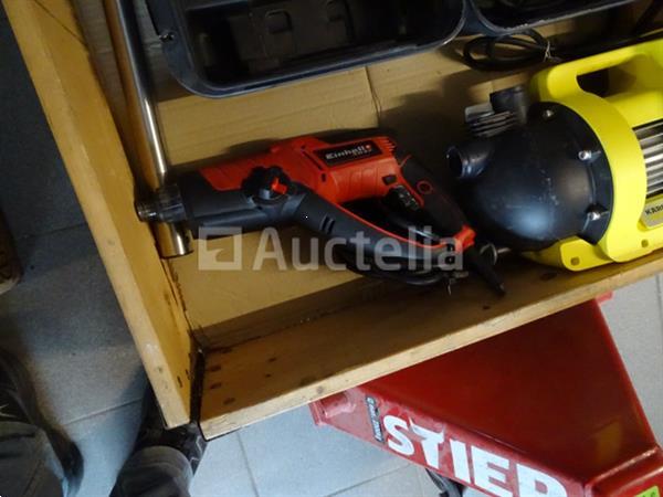 Grote foto snoerloze stofzuiger tuinpomp schroevendraaier schuurmachine boormachine blad zie detail doe het zelf en verbouw gereedschappen en machines