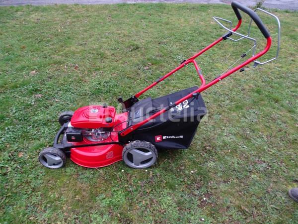 Grote foto einhell benzine grasmaaier tuin en terras zitmaaiers