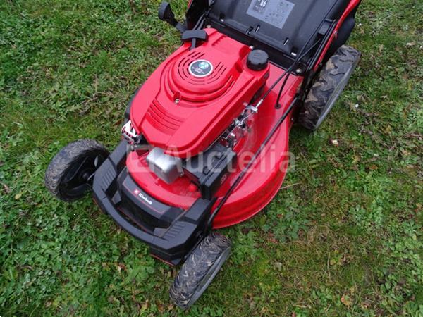 Grote foto einhell benzine grasmaaier tuin en terras zitmaaiers