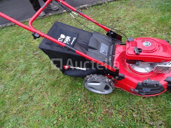 Grote foto einhell benzine grasmaaier tuin en terras zitmaaiers