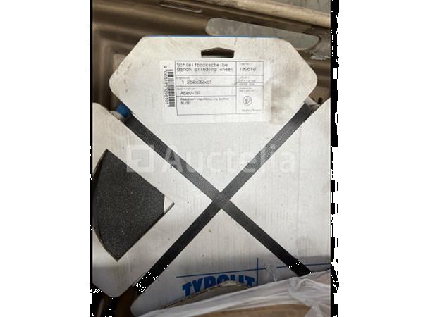 Grote foto tyrolit slijpsteen 250x32x51 a60v tr doe het zelf en verbouw onderdelen en accessoires