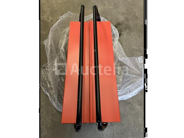 Grote foto gereedschapskist met 85 stuks gereedschap doe het zelf en verbouw onderdelen en accessoires