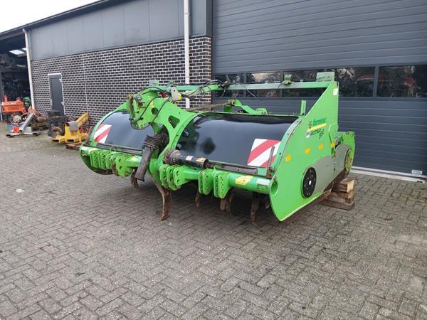 Grote foto farmtec rotar 300 spitmachine met aangedreven rol agrarisch akkerbouw