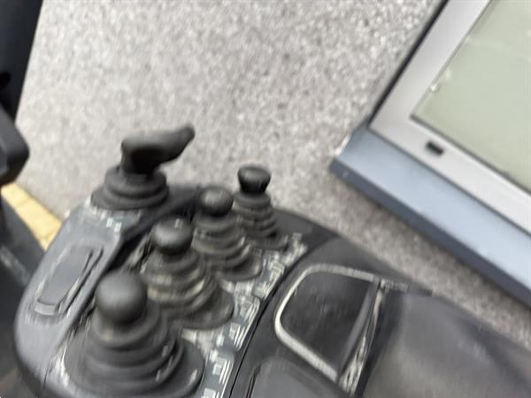 Grote foto linde h25t 02 triplo 550 freelift sideshift vorkversteller lpg 2013 agrarisch heftrucks