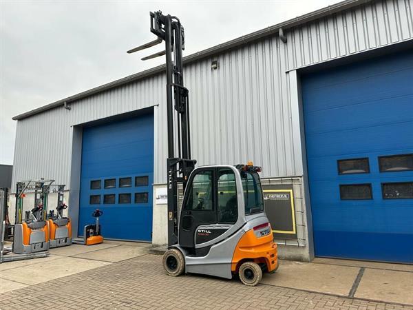 Grote foto vs 22509 elektrische triplex heftruck rx60 30 bj2019 agrarisch heftrucks