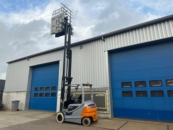 Grote foto vs 22510 triplex elektrische heftruck still rx60 30l cascade klem agrarisch heftrucks