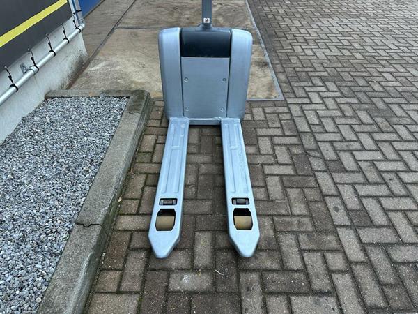 Grote foto vs 22513 elektrische compacte palletwagen still ech15 doe het zelf en verbouw hefwerktuigen