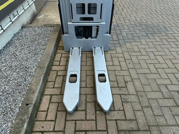 Grote foto vs 22516 elektrisch triplex stapelaar still 5.616mm doe het zelf en verbouw hefwerktuigen