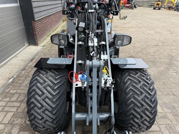 Grote foto giant g2700 x tra hd shovel nieuw led verlichting kogeltrekhaak pro inching agrarisch shovels