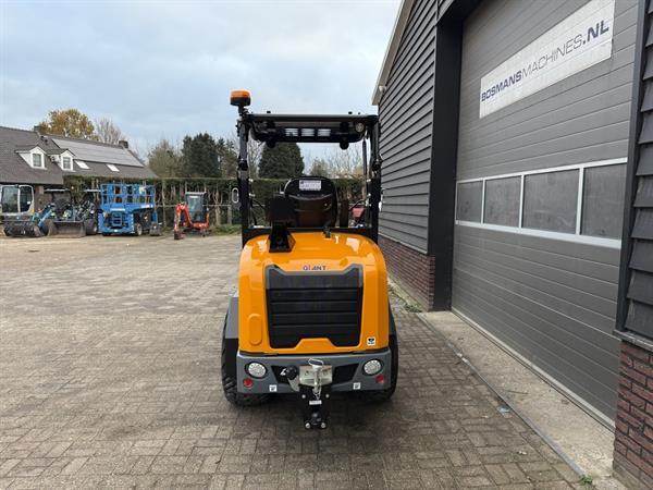 Grote foto giant g2700 x tra hd shovel nieuw led verlichting kogeltrekhaak pro inching agrarisch shovels