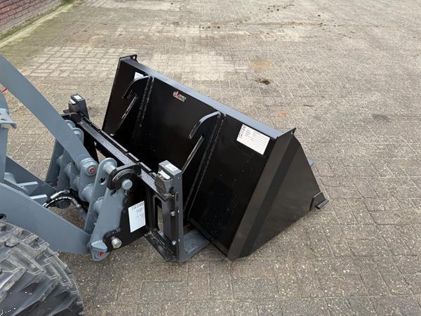 Grote foto giant g2300 minishovel kniklader nieuw agrarisch shovels