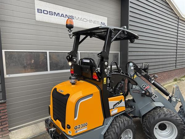 Grote foto giant g2300 minishovel kniklader nieuw agrarisch shovels