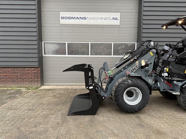 Grote foto giant pelikaanbak agri 140cm agrarisch shovels