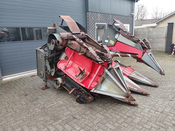 Grote foto dpf tm rp2 tr maiskolvenplukker 6 rijen agrarisch maaidorsers