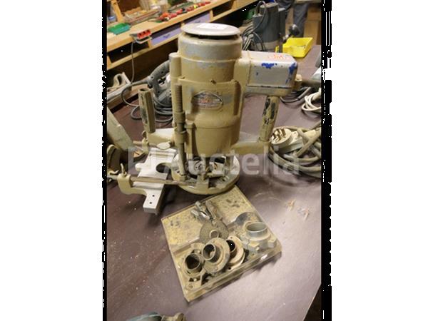 Grote foto scheer hm40d router doe het zelf en verbouw ijzerwaren en bevestigingsmiddelen