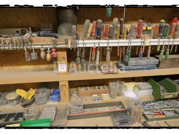 Grote foto diverse handgereedschappen doe het zelf en verbouw gereedschappen en machines