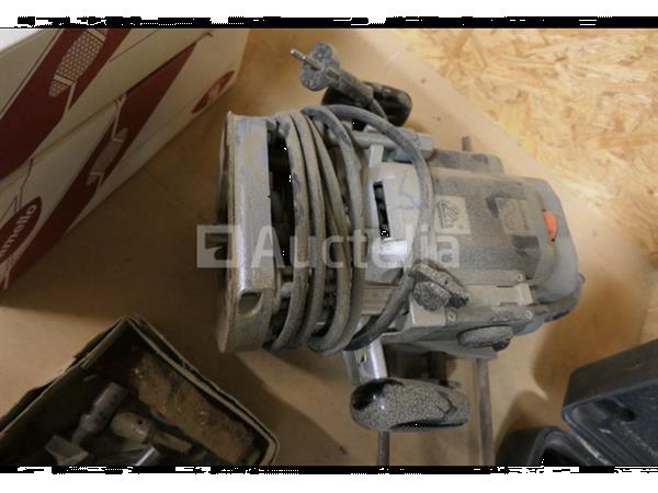 Grote foto router verkozen tot mof 177 02 doe het zelf en verbouw ijzerwaren en bevestigingsmiddelen