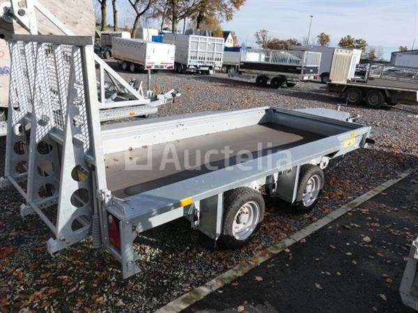 Grote foto dubbelassige aanhangwagen dragende machine met laadklep ifor williams 2hb vin sckd00000n0805155 agrarisch aanhangwagens