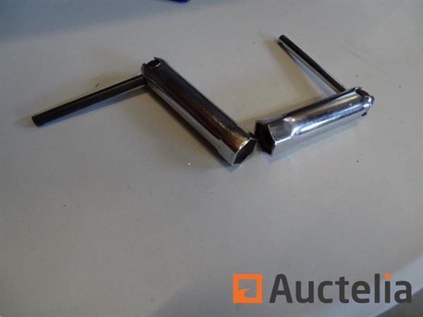 Grote foto 2 bougiesleutels van verschillende lengtes doe het zelf en verbouw gereedschappen en machines