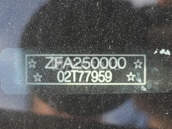 Grote foto stacaravan fiat dethleffs just t7052 90th anniversary series 2022 74.872 km vin zfa25000002t7795 caravans en kamperen campers