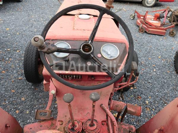 Grote foto international harvester landbouwtractor vin nt362374 agrarisch tractoren