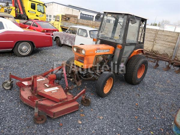 Grote foto tractor voor deze tuin cirkelmaaier kubota 245dt vin 245dt72778 agrarisch tractoren