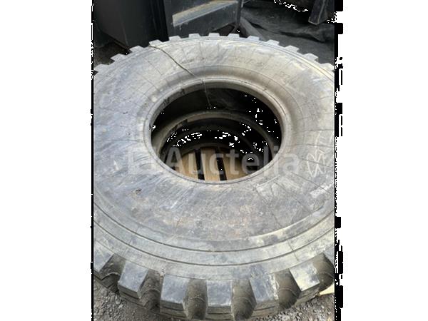 Grote foto 5 tractor banden doe het zelf en verbouw onderdelen en accessoires