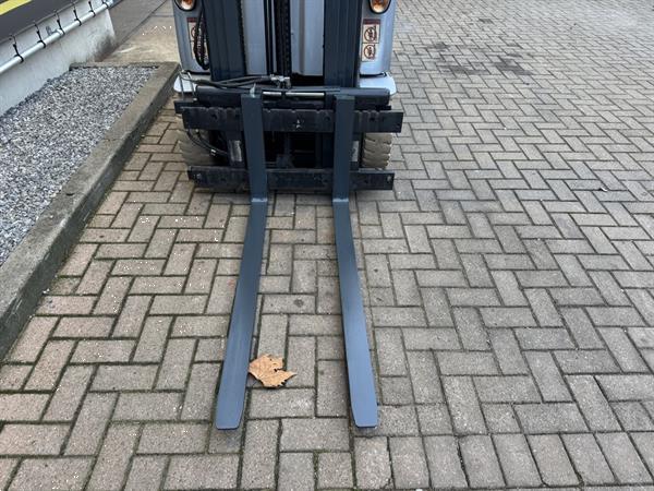 Grote foto vs 22507 elektrische triplex heftruck still rx20 15 bj2018 agrarisch heftrucks