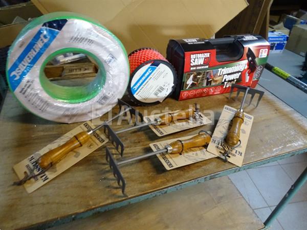 Grote foto tuingereedschap zie detail tuin en terras overige tuin en terras