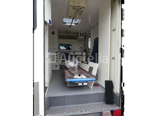 Grote foto ref a01 mercedes sprinter ambulance 2012 vin wdb9061331n513636 doe het zelf en verbouw gemeente voertuigen