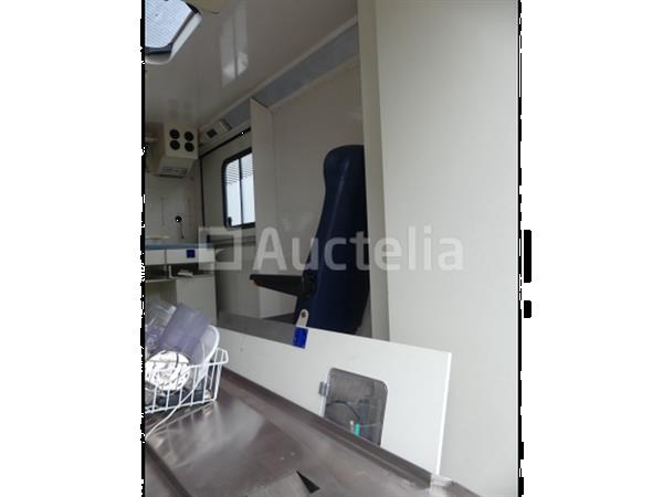 Grote foto ref a01 mercedes sprinter ambulance 2012 vin wdb9061331n513636 doe het zelf en verbouw gemeente voertuigen