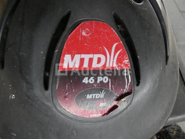 Grote foto grasmaaier tuin en terras zitmaaiers