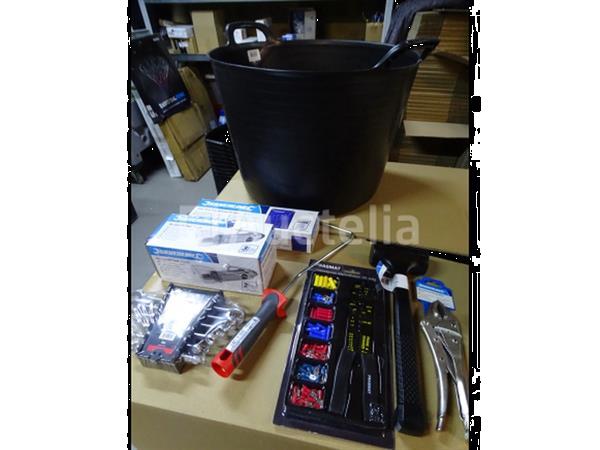 Grote foto diverse hulpmiddelen zie details doe het zelf en verbouw gereedschappen en machines