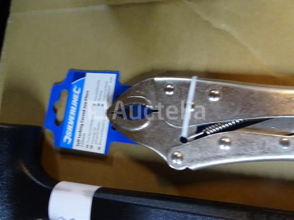 Grote foto diverse hulpmiddelen zie details doe het zelf en verbouw gereedschappen en machines