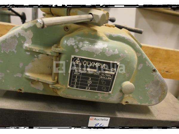 Grote foto router omgebouwd tot schuurmachine doe het zelf en verbouw ijzerwaren en bevestigingsmiddelen