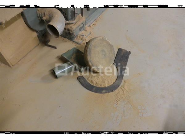 Grote foto danckaert eindloze bandschuurmachine doe het zelf en verbouw ijzerwaren en bevestigingsmiddelen