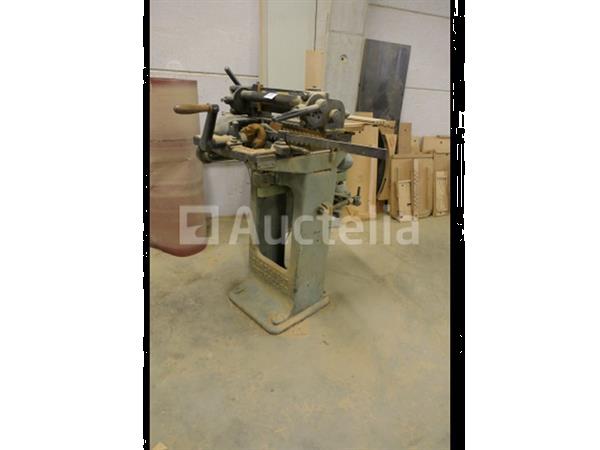 Grote foto danckaert zwaluwstaartmachine voor meubelladen doe het zelf en verbouw ijzerwaren en bevestigingsmiddelen