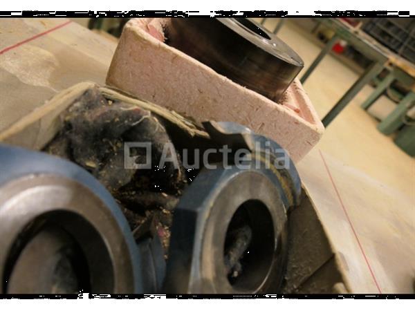 Grote foto 6 frezen met diverse profielen doe het zelf en verbouw ijzerwaren en bevestigingsmiddelen