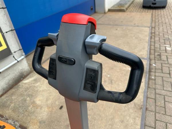 Grote foto vs 22540 elektrische stapelaar ecv10 nieuwstaat doe het zelf en verbouw hefwerktuigen