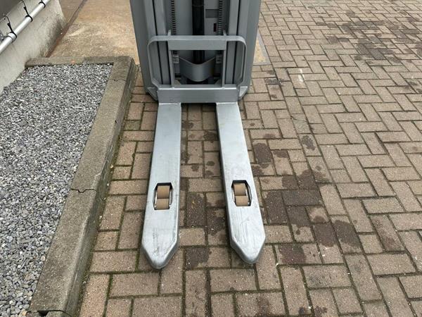 Grote foto vs 22540 elektrische stapelaar ecv10 nieuwstaat doe het zelf en verbouw hefwerktuigen