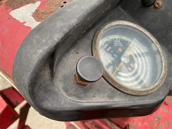 Grote foto international 633 kenteken kruip tractor agrarisch tractoren