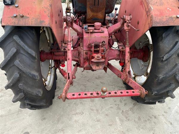 Grote foto international 633 tractor kruip versnelling agrarisch tractoren